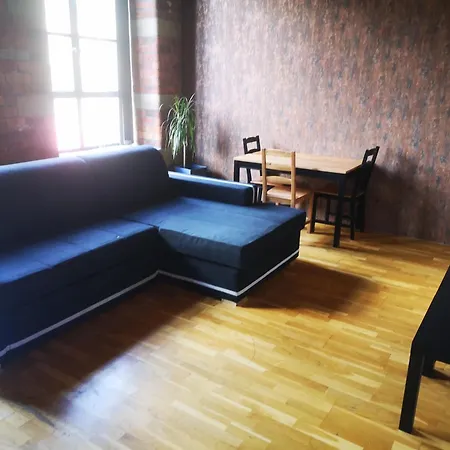 Historic & Modern 2 Bed - Free Parking Apartment *