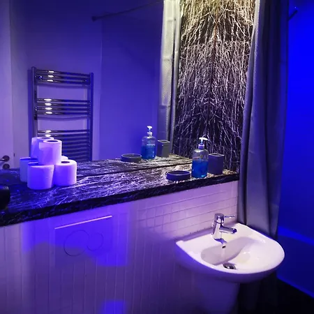 Historic & Modern 2 Bed - Free Parking *