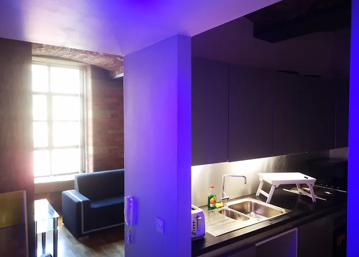 Historic & Modern 2 Bed - Free Parking アパート *