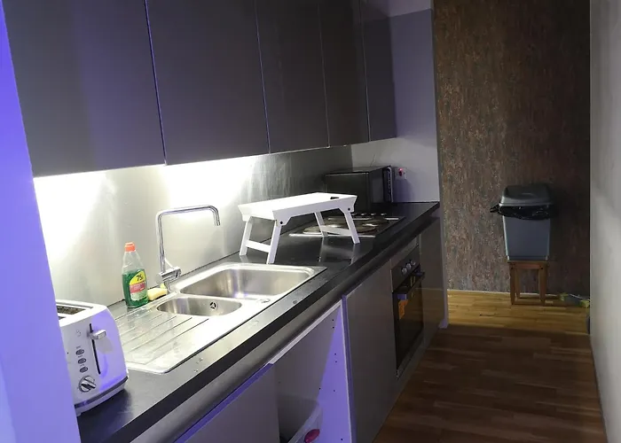 Historic & Modern 2 Bed - Free Parking